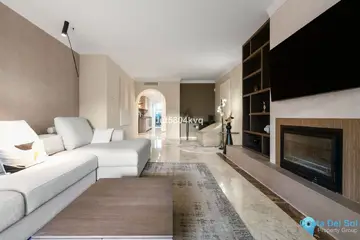 3 bedroom Apartment for Sale in The Golden Mile