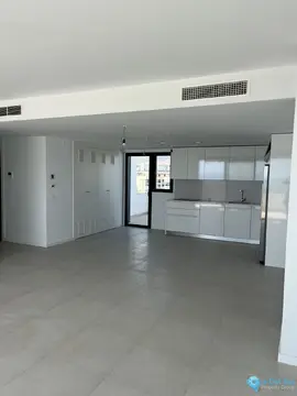 3 bedroom Apartment for Sale in Torremolinos-33207