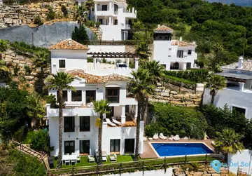 4 bedroom House for Sale in Benahavís