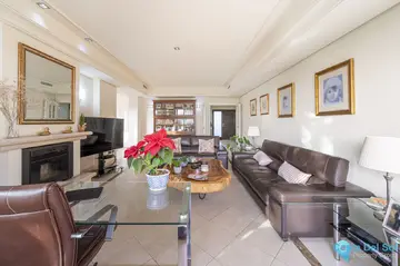 4 bedroom House for Sale in The Golden Mile-33603