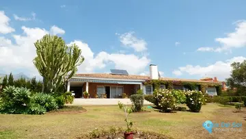 4 bedroom House for Sale in Marbella-33680