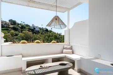 2 bedroom Apartment for Sale in Benahavís-15970