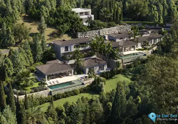 1542m2 Plot for Sale in Benahavís-33839