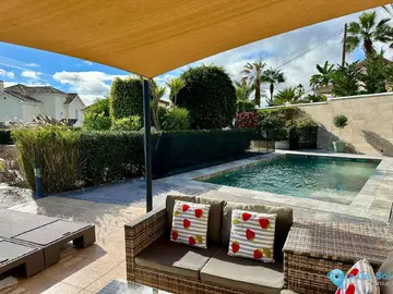 6 bedroom House for Sale in Estepona-33876