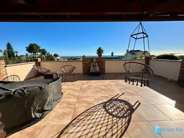 6 bedroom House for Sale in Estepona-33879