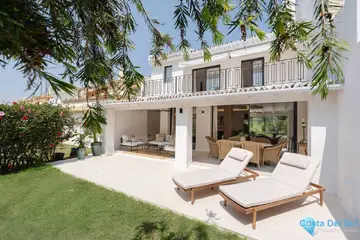4 bedroom House for Sale in Nueva Andalucía