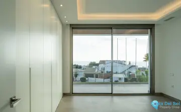 4 - 5 bedroom House for Sale in Mijas Costa-34421