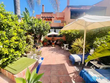 3 bedroom House for Sale in The Golden Mile-34507