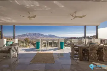 4 bedroom House for Sale in La Mairena