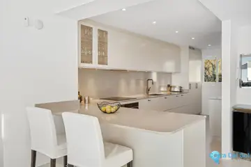 3 bedroom Apartment for Sale in Nueva Andalucía-34557