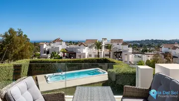 3 bedroom Apartment for Sale in Nueva Andalucía-34627