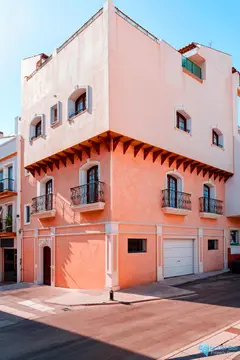 7 bedroom House for Sale in Estepona
