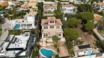 8 bedroom House for Sale in La Cala de Mijas