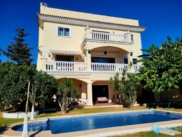 7 bedroom House for Sale in Marbella