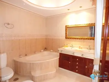 6 bedroom House for Sale in Marbella-34932