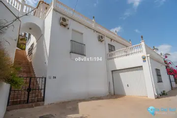 5 bedroom House for Sale in Benajarafe-16096