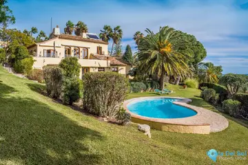 5 bedroom House for Sale in Estepona-35063