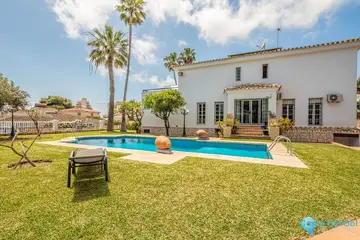 6 bedroom House for Sale in Benalmadena Costa