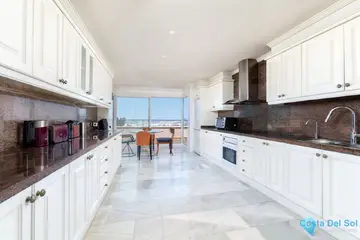 3 bedroom Apartment for Sale in Nueva Andalucía-35279