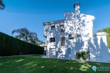 4 bedroom House for Sale in Marbella-35295