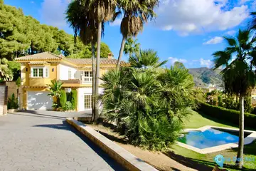 6 bedroom House for Sale in Hacienda Las Chapas-35399