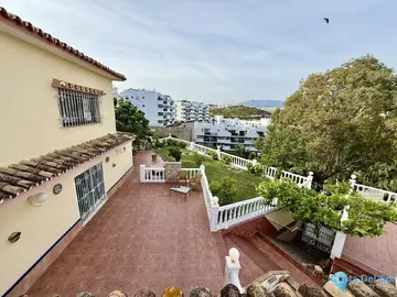 6 bedroom House for Sale in Calahonda-35463
