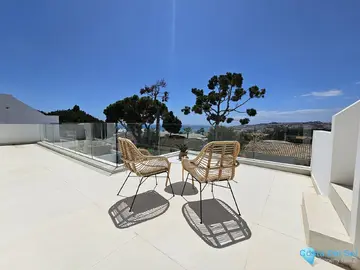 4 bedroom House for Sale in La Cala de Mijas-35532