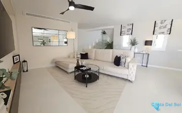 4 bedroom House for Sale in La Cala de Mijas-35534