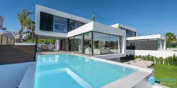 5 bedroom House for Sale in El Paraiso