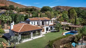4 bedroom House for Sale in Alhaurín de la Torre-35706