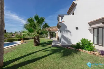 4 bedroom House for Sale in Alhaurín de la Torre-35711