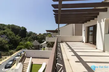 3 bedroom House for Sale in Marbella-35868