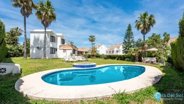 4 bedroom House for Sale in Estepona-36198
