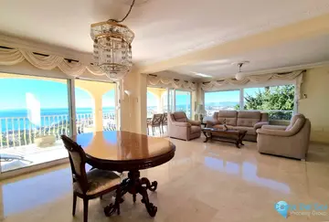 5 bedroom House for Sale in Benalmadena-36290