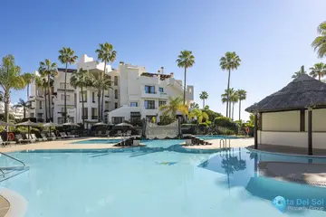 3 bedroom Apartment for Sale in New Golden Mile-36398
