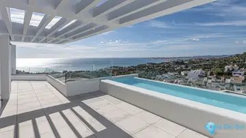 4 bedroom House for Sale in Benalmadena