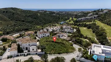 1573m2 Plot for Sale in Benahavís-36552