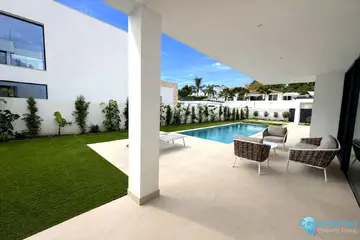 6 bedroom House for Sale in Atalaya-36670