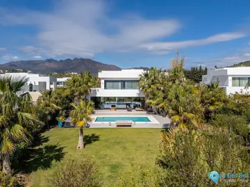 4 bedroom House for Sale in La Cala Golf-36717