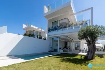 4 bedroom House for Sale in Marbella-36783