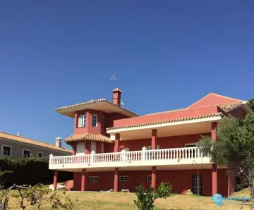 5 bedroom House for Sale in New Golden Mile-36805