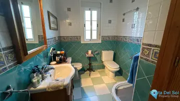 5 bedroom House for Sale in New Golden Mile-36812