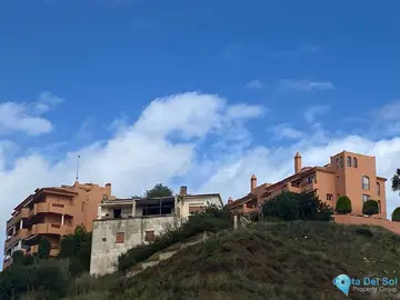 952m2 Plot for Sale in Los Pacos