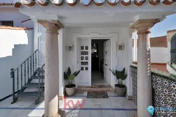 6 bedroom House for Sale in Málaga-36903