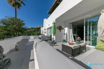2 bedroom Apartment for Sale in La Quinta-16303