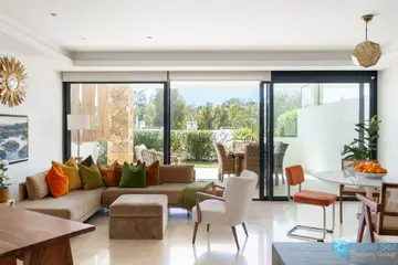 3 bedroom House for Sale in The Golden Mile