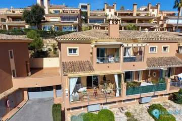 4 bedroom Apartment for Sale in La Mairena