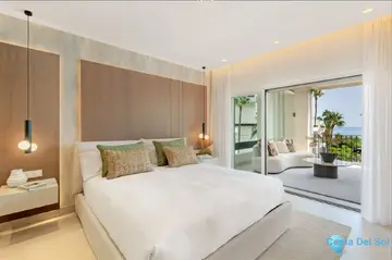 3 bedroom Apartment for Sale in New Golden Mile-37200