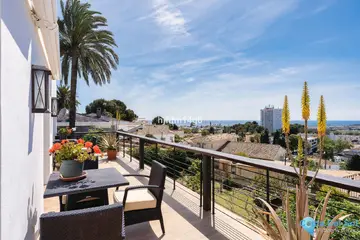 4 bedroom House for Sale in Nueva Andalucía-37208