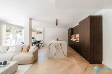 4 bedroom Apartment for Sale in The Golden Mile-37269